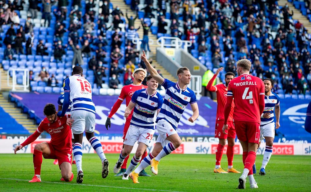 Reading FC 📓 Match report Royals coast to victory over 10man Forest to christen fans